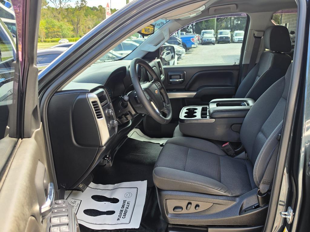 2018 Chevrolet Silverado - $31,995