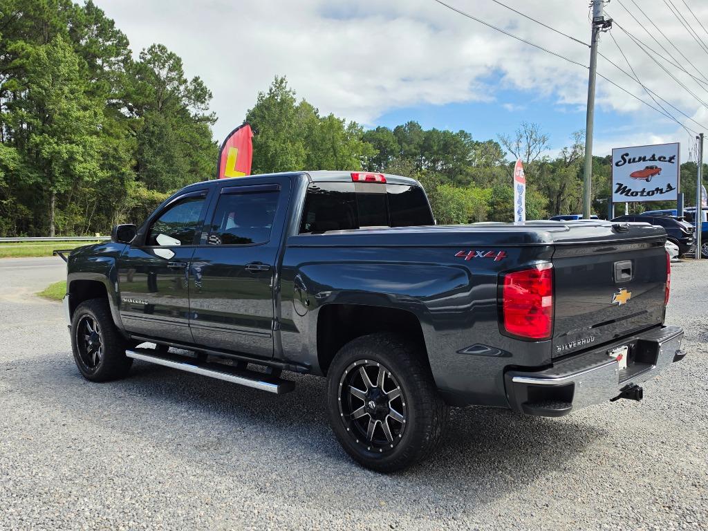 2018 Chevrolet Silverado - $31,995
