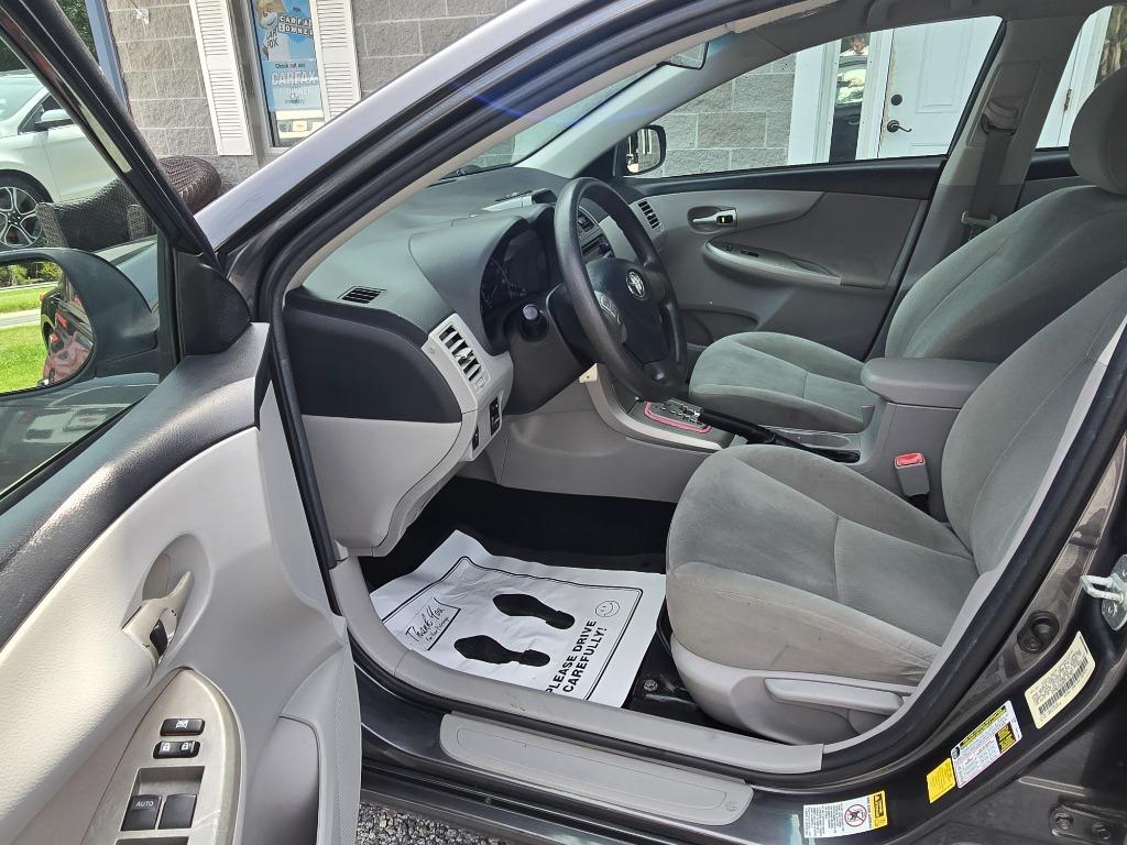2013 Toyota Corolla - $9,995