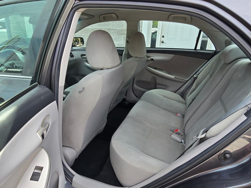 2013 Toyota Corolla - $9,995