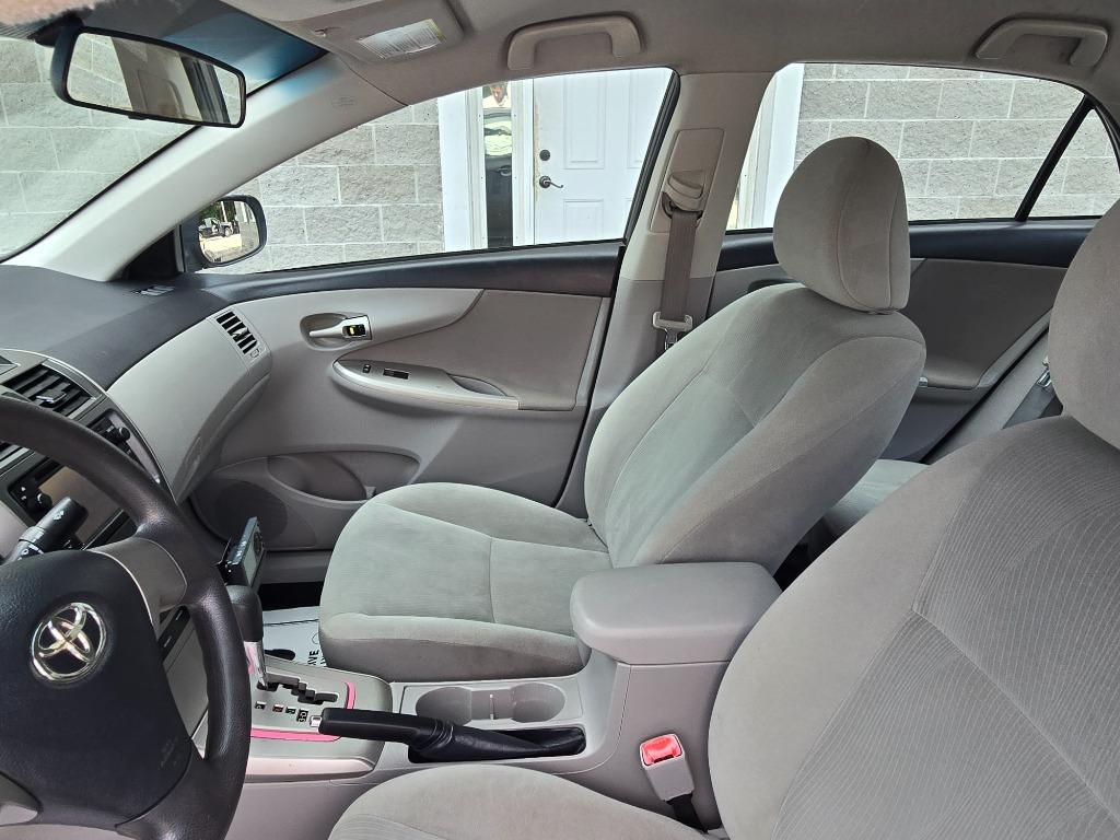 2013 Toyota Corolla - $9,995