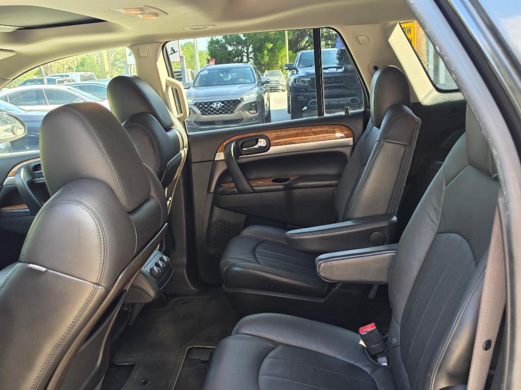 2010 Buick Enclave - $8,995