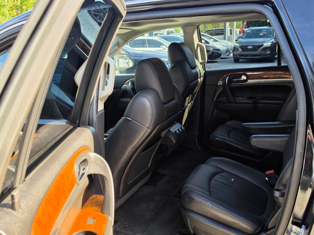 2010 Buick Enclave - $8,995