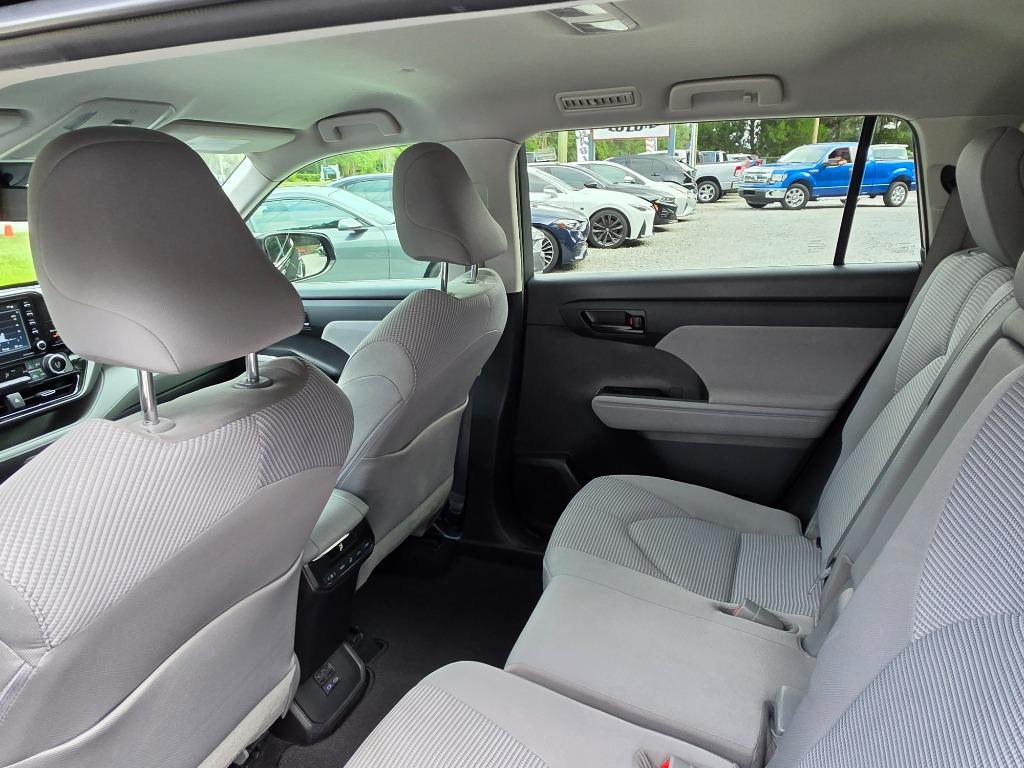 2022 Toyota Highlander - $26,995