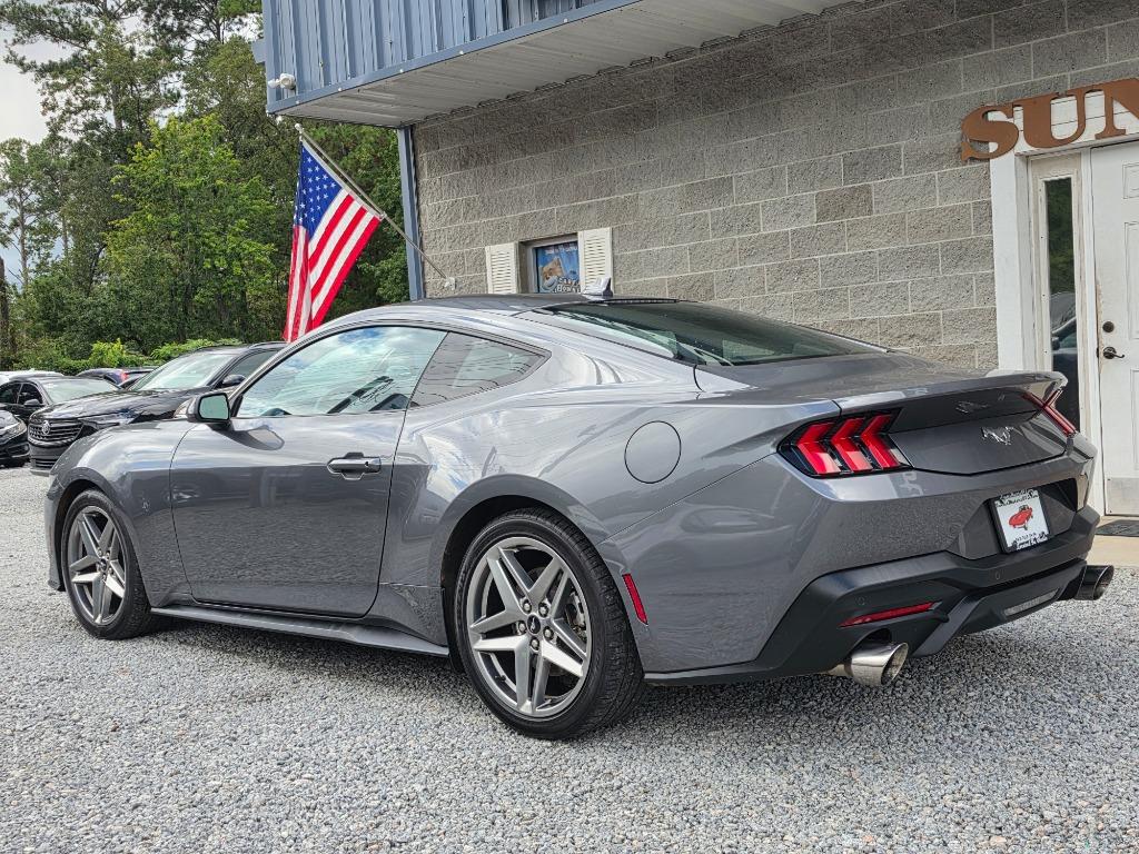 2024 Ford Mustang - $28,995