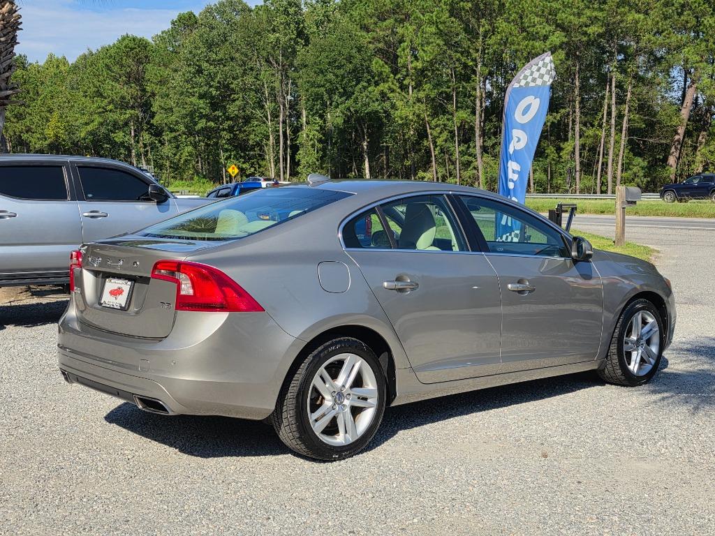 2015 Volvo S60 - $13,995