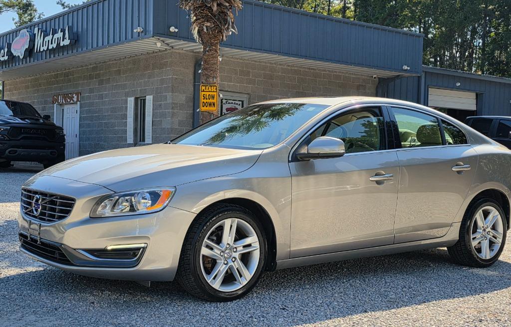 2015 Volvo S60 - $13,995