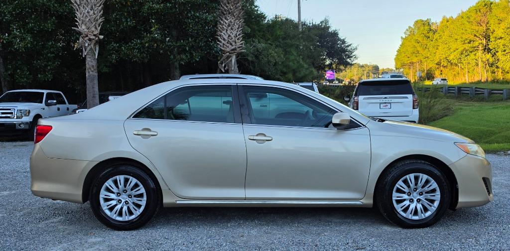 2012 Toyota Camry - $14,995