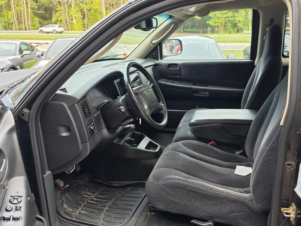2002 Dodge Dakota - $5,995