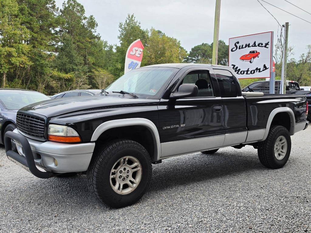 2002 Dodge Dakota - $5,995