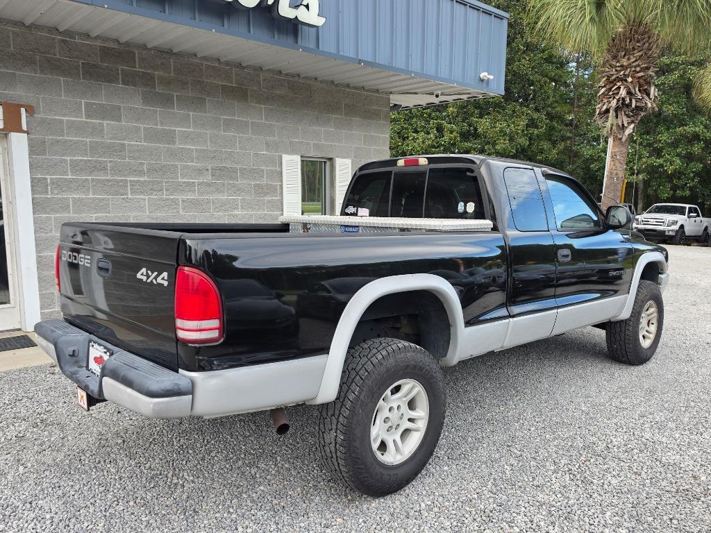 2002 Dodge Dakota - $5,995