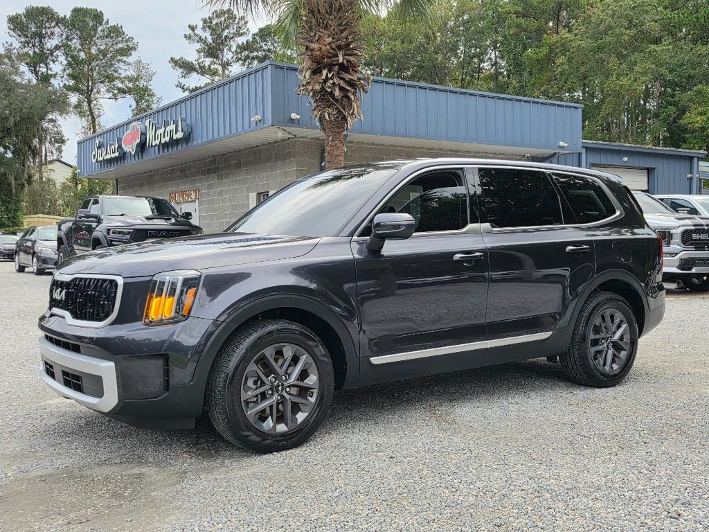 2025 Kia Telluride - $28,995