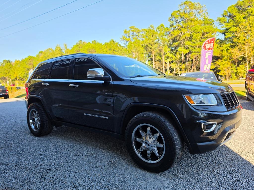 2014 Jeep Cherokee - $12,995