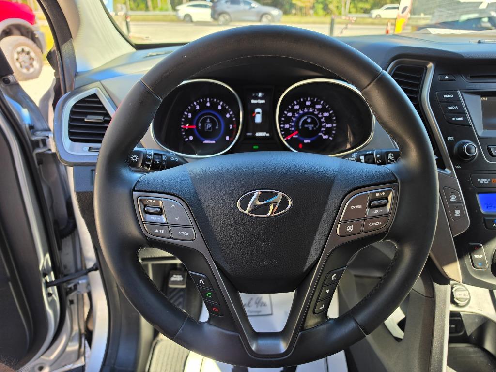 2015 Hyundai Santa Fe Sport - $14,995
