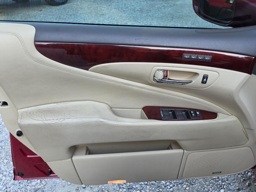 2010 Lexus LS - $21,995