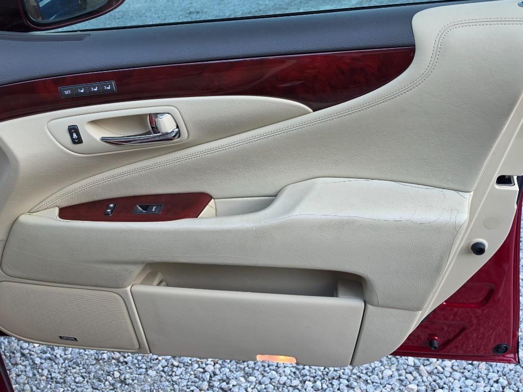 2010 Lexus LS - $21,995