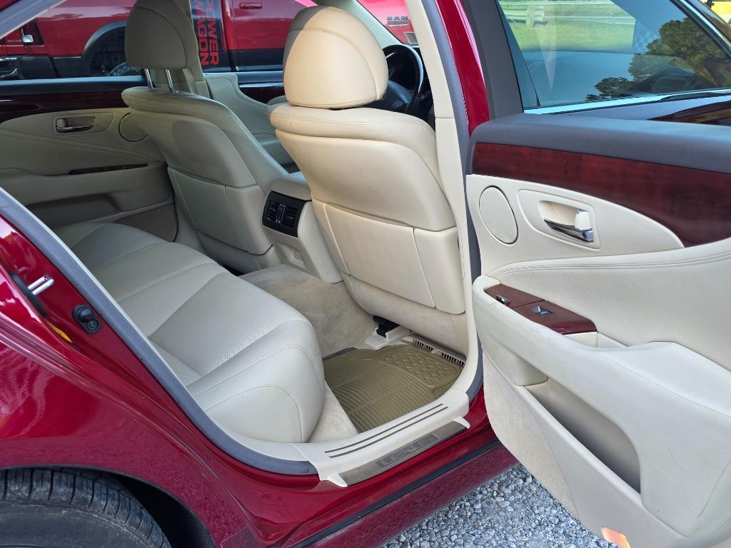 2010 Lexus LS - $21,995