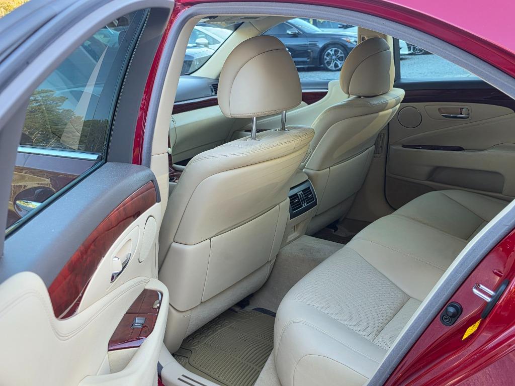 2010 Lexus LS - $21,995