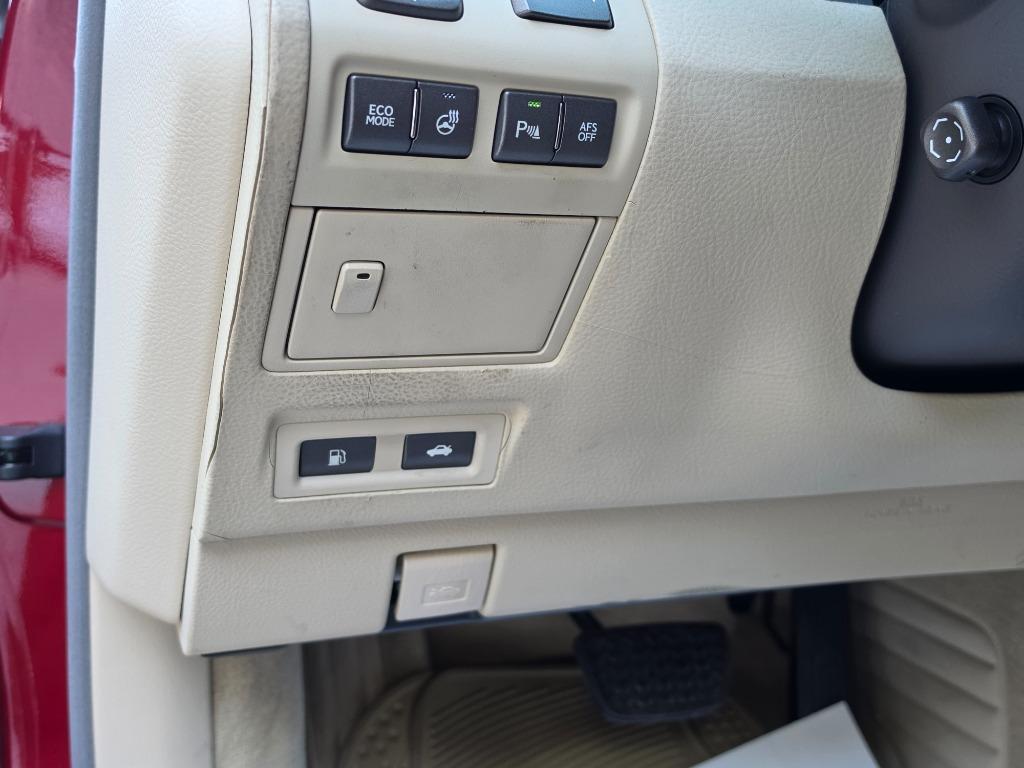 2010 Lexus LS - $21,995