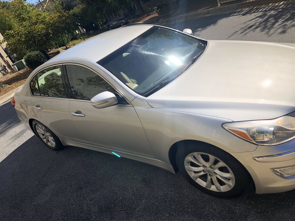 2012 Hyundai Genesis