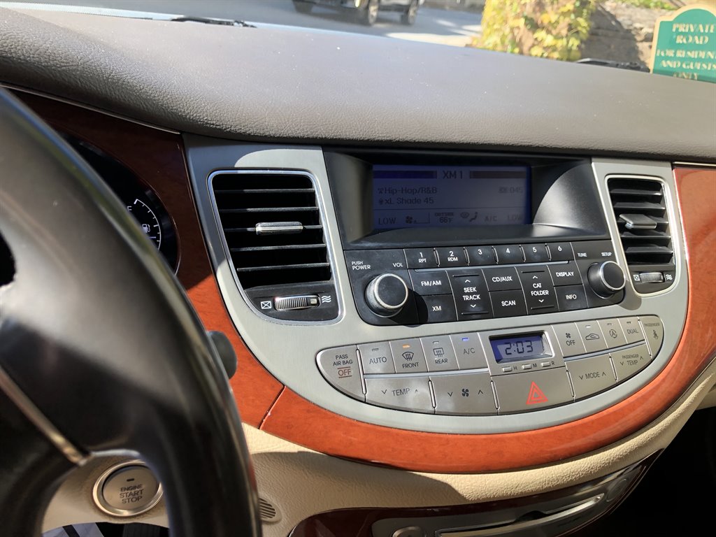 2012 Hyundai Genesis