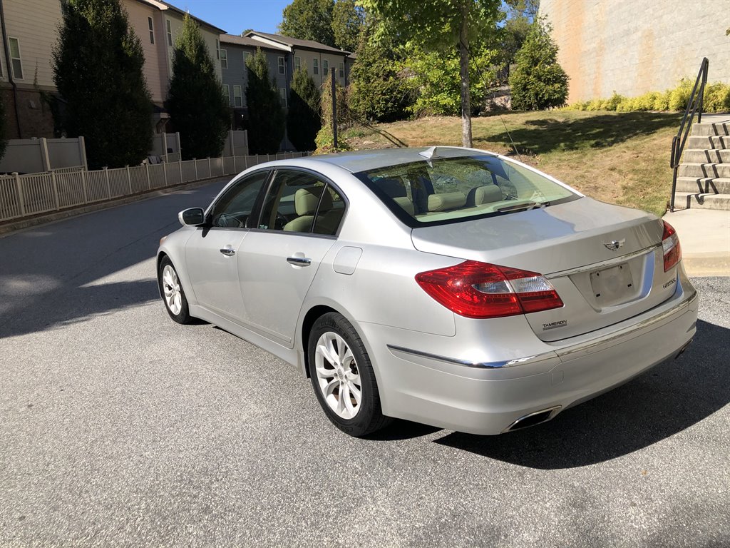 2012 Hyundai Genesis