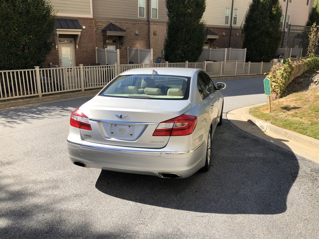 2012 Hyundai Genesis