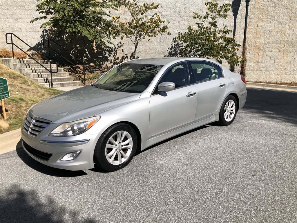2012 Hyundai Genesis