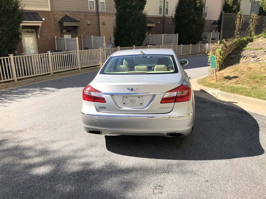 2012 Hyundai Genesis