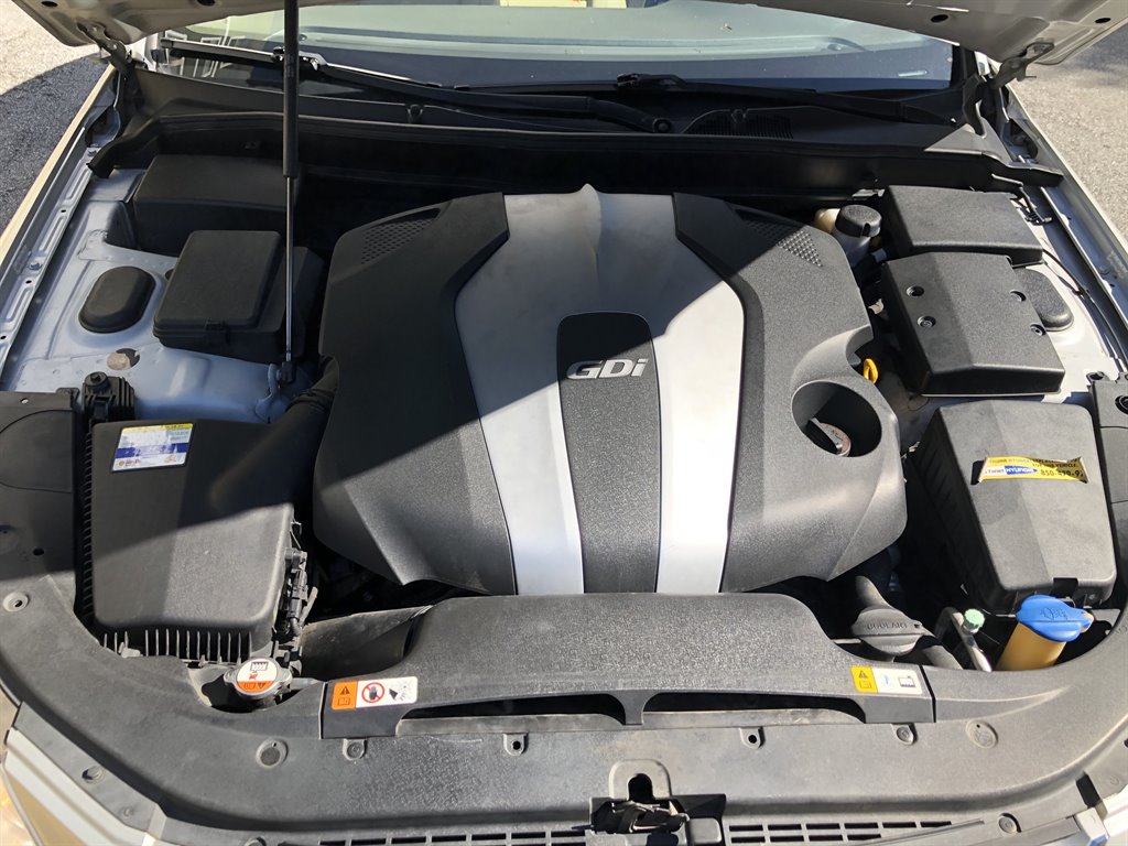 2012 Hyundai Genesis