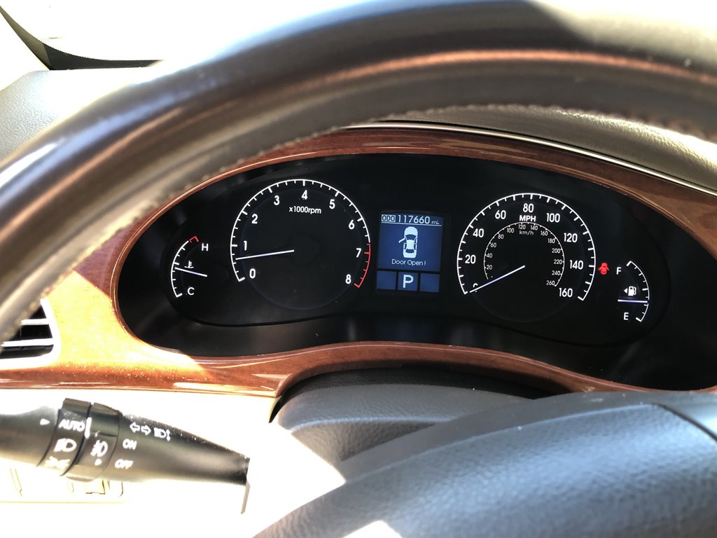 2012 Hyundai Genesis