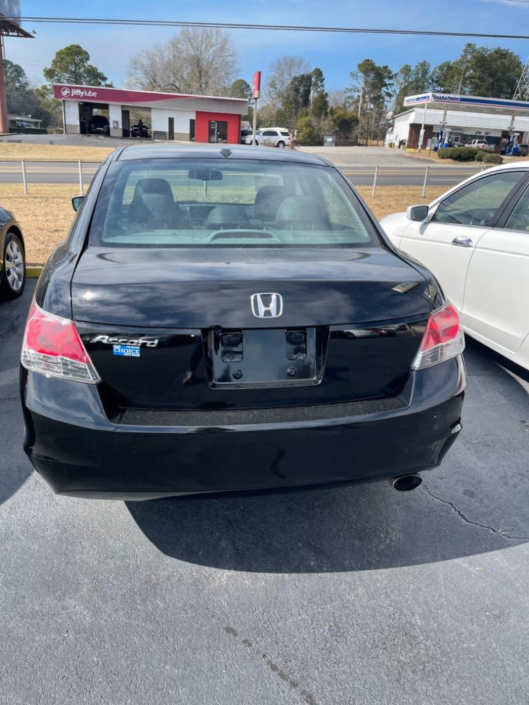2009 Honda Accord - $9,000
