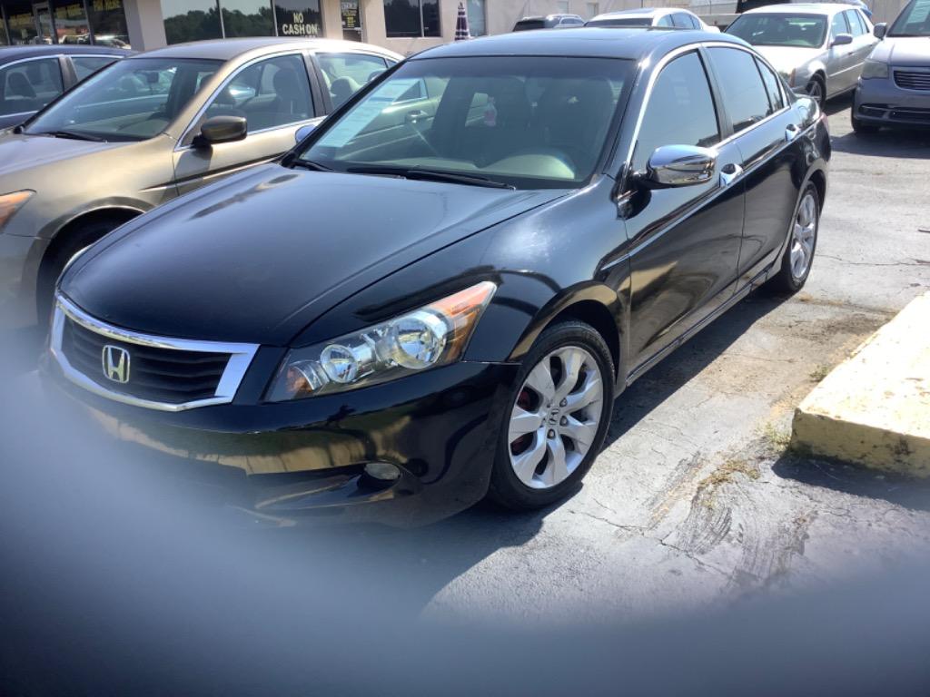 2009 Honda Accord - $9,000