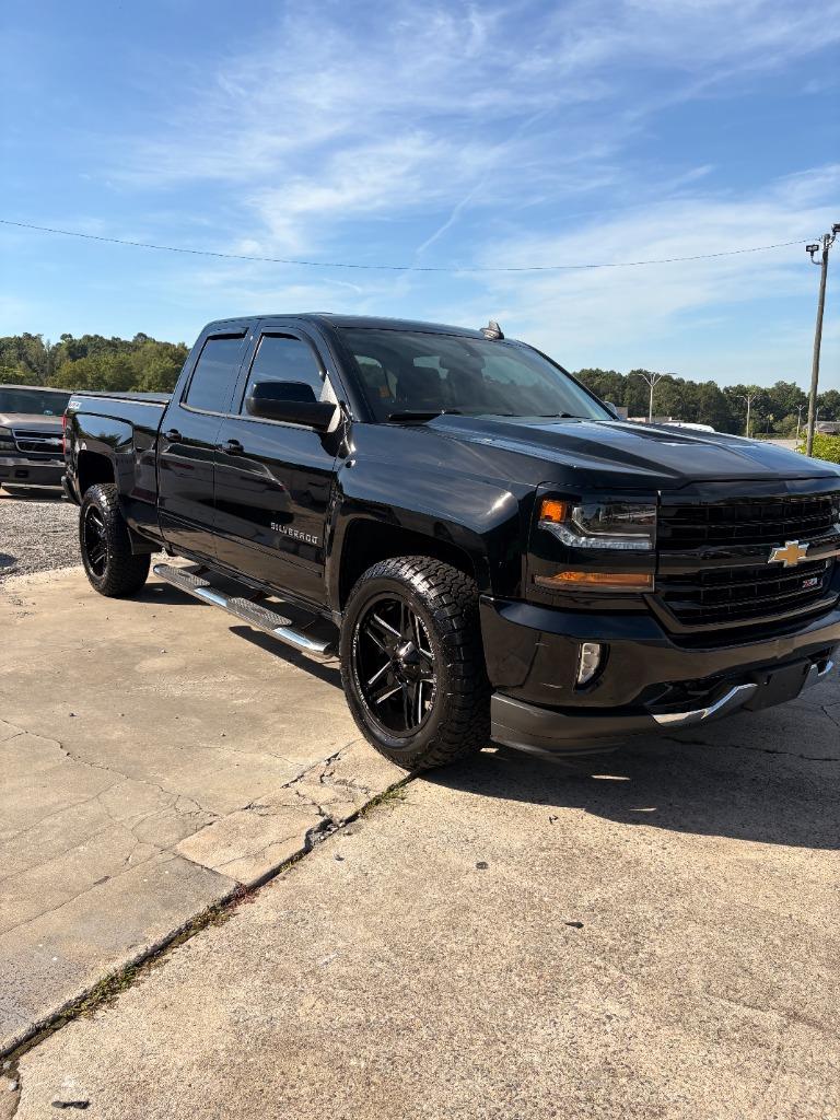 2017 Chevrolet Silverado - $23,545