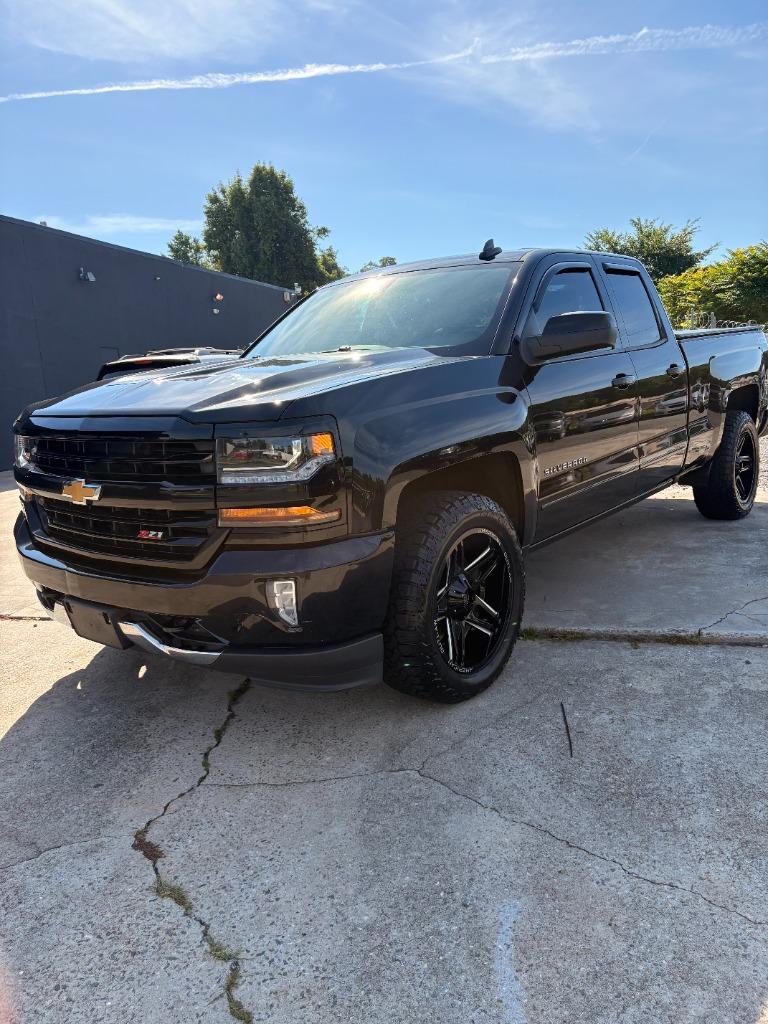 2017 Chevrolet Silverado - $23,545