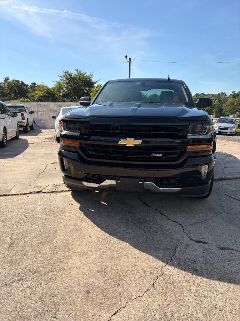 2017 Chevrolet Silverado - $23,545