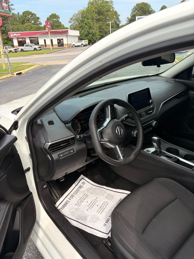 2020 Nissan Altima - $8,500