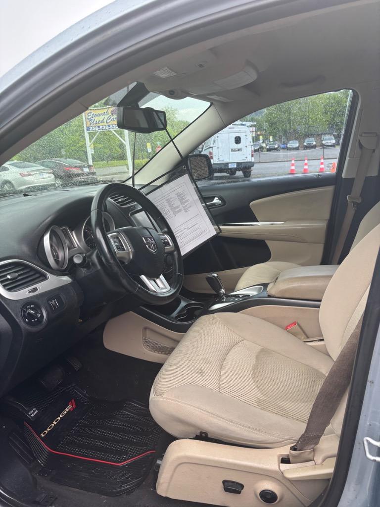 2013 Dodge Journey SXT photo