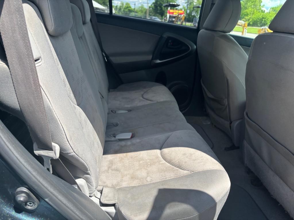 2010 Toyota RAV4 photo