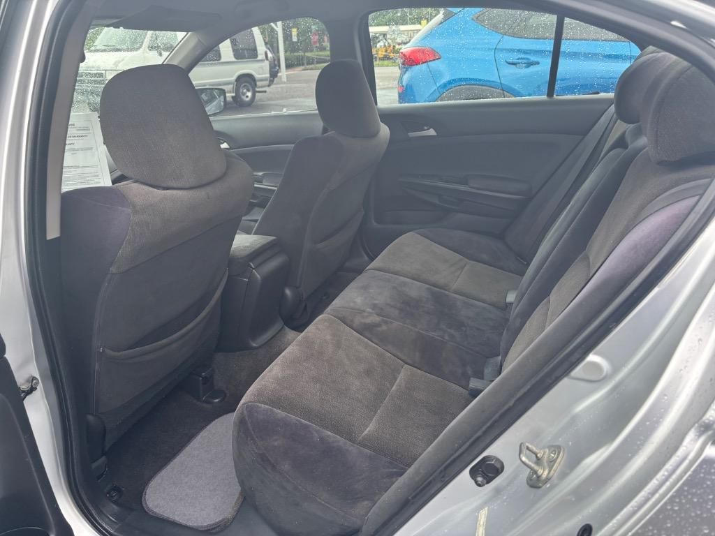2009 Honda Accord LX-P photo