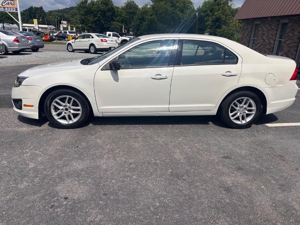 2012 Ford Fusion - $5,995