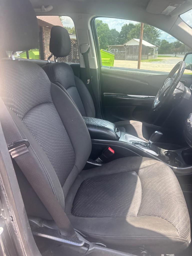 2019 Dodge Journey - $5,995
