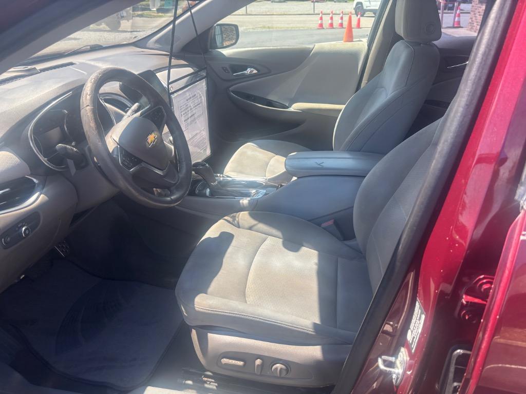 2016 Chevrolet Malibu - $7,995
