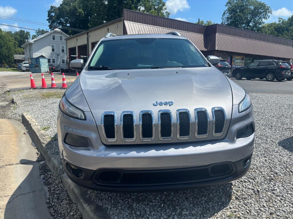 2018 Jeep Cherokee - $7,995
