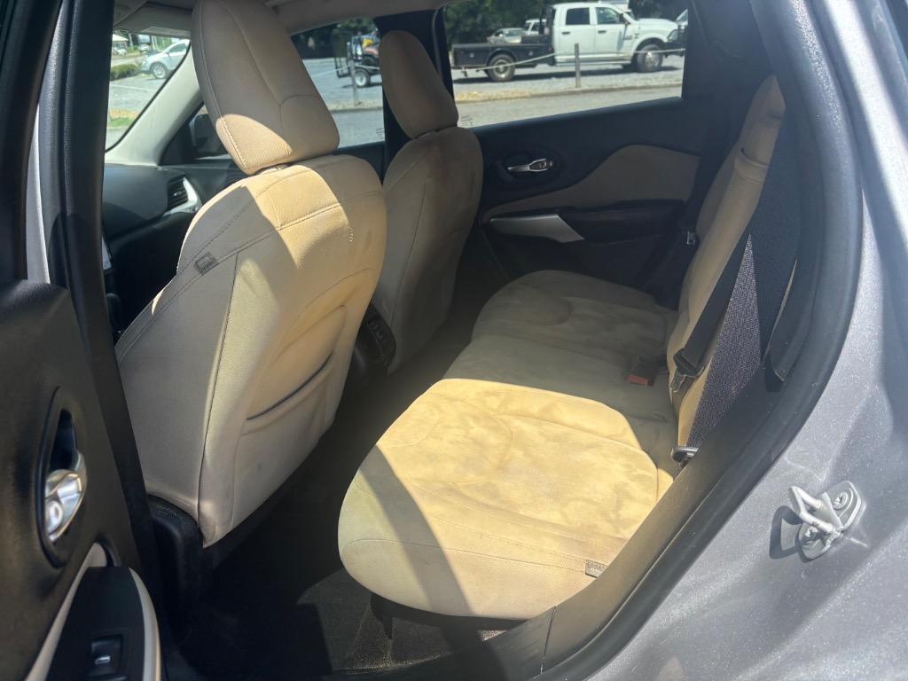 2018 Jeep Cherokee - $7,995