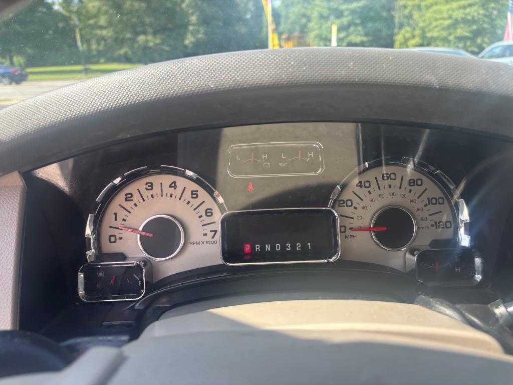 2012 Ford Expedition - $5,995