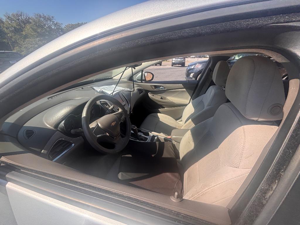 2016 Chevrolet Cruze - $5,995