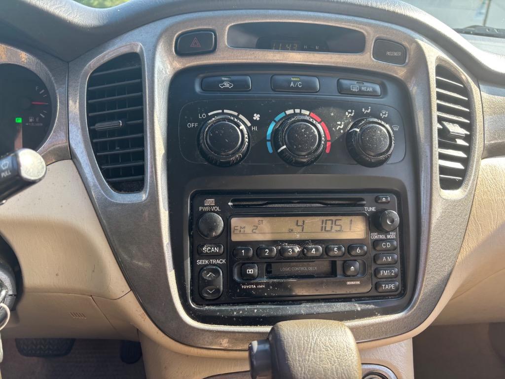 2002 Toyota Highlander photo