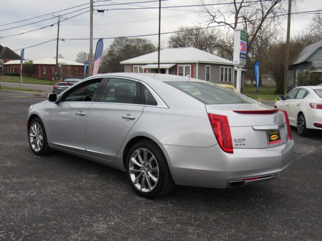 2014 Cadillac XTS Luxury Collection photo