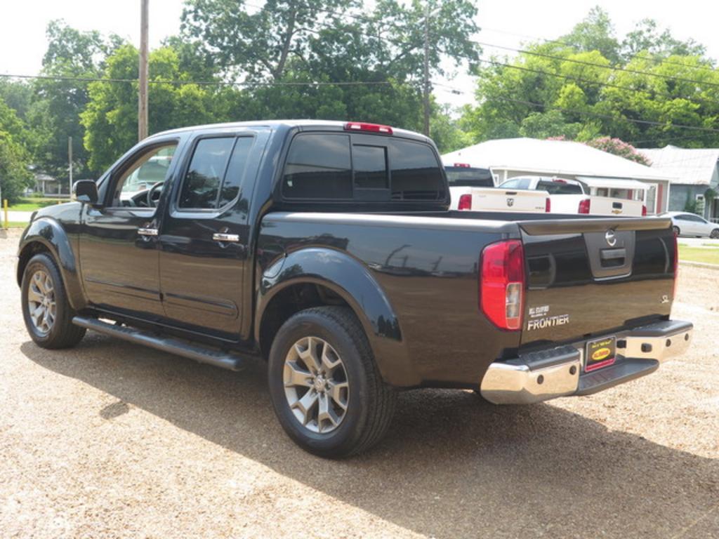 The 2019 Nissan Frontier SL